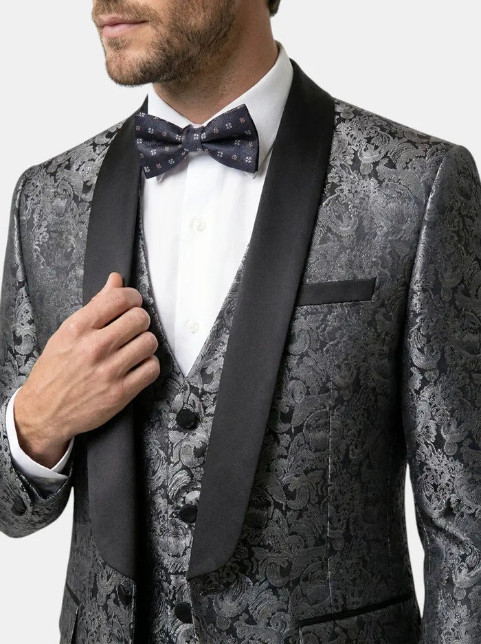 Eli men's slim fit suit in a 3-piece design, tailored for formal events and weddings, featuring a sleek, elegant appearance.