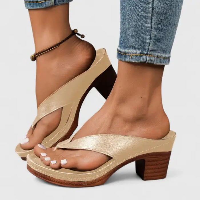 Elegant orthopedic women's closed-toe heels with a block heel and classic pump design, providing comfort and style.