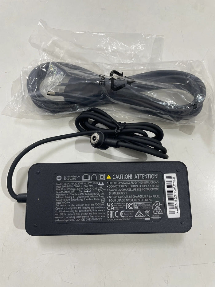 Xiaomi Scooter 4 Pro Oplader