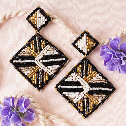1530 - Beaded Earrings - Black