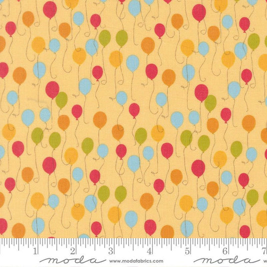 Banana- Animal Park Fun Balloons- Fat Quarter