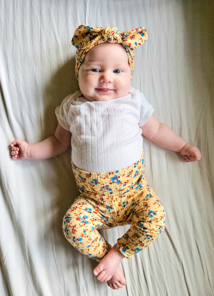 Dainty Floral on Yellow Ribbed Leggings