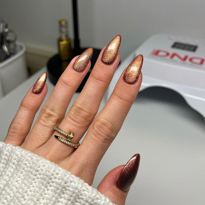 DND Diva Candy Collection 9D Cateyes #18 Toffee Crisp