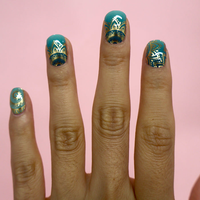 Emerald Green Gold Mandala Luxury Gel Nail Stickers