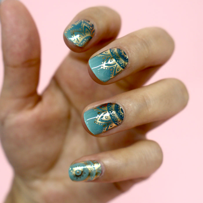 Emerald Green Gold Mandala Luxury Gel Nail Stickers