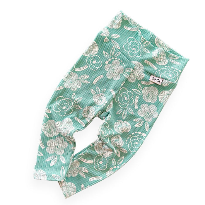 Geo Flowers Seafoam Ribbed Lounge Set