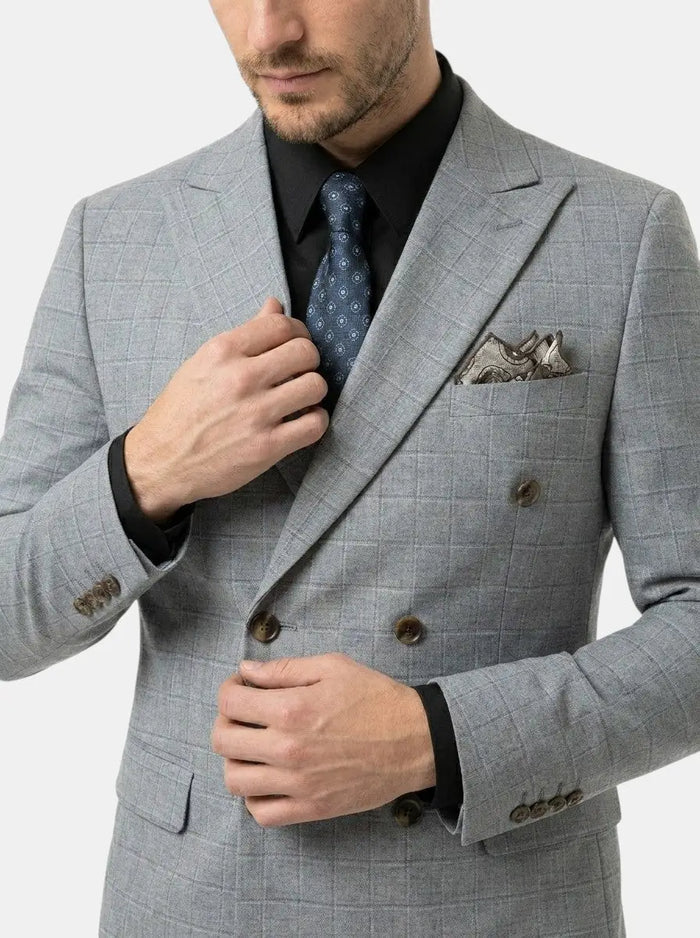 Max Men's three-piece suit with lightweight check pattern, formal men's attire, tailored fit, in classic style.