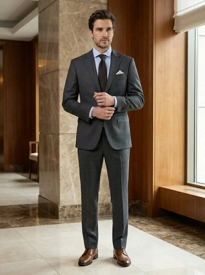 Men's lightweight fabric suit with slim-fit single-breasted jacket, ideal for year-round occasions, by LondonLaneStore.
