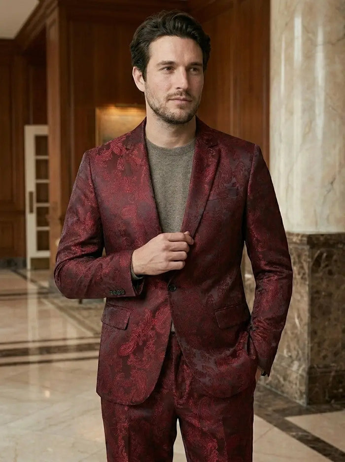 Men's lightweight fabric suit in slim-fit style, ideal for weddings, featuring a tailored, elegant design by LondonLaneStore.