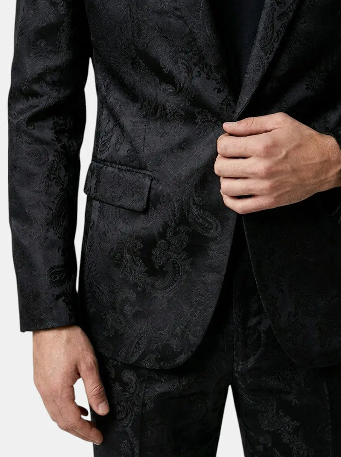 Men's lightweight fabric suit in slim fit, ideal for weddings, featuring a tailored design and elegant style from LondonLaneStore.