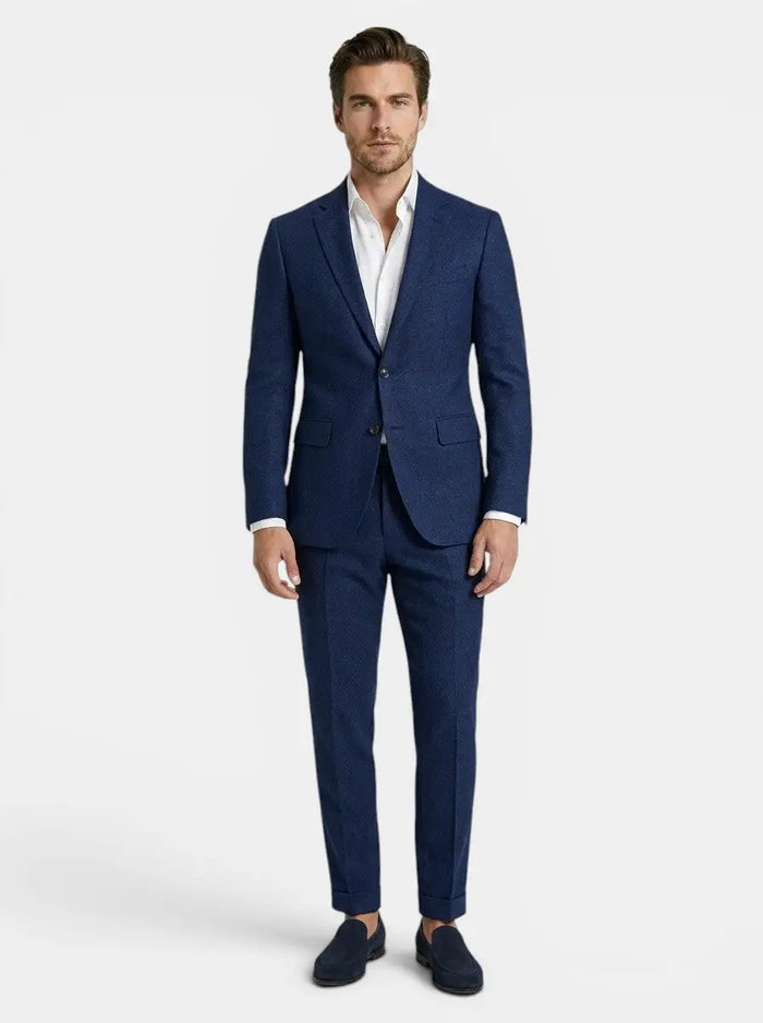 Men's woven suit set featuring tailored blazer and slim-fit trousers, ideal for formal occasions, in a classic style.