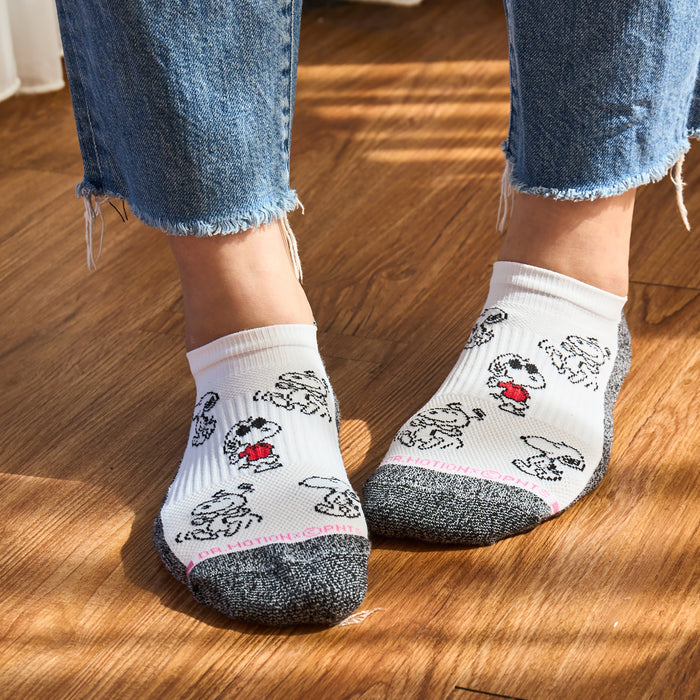 Ankle compression socks featuring Snoopy designs with a white and gray color scheme.