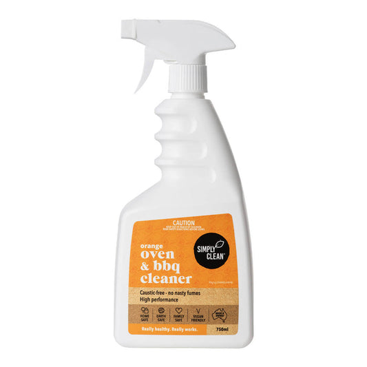 Front view of 750ml spray bottle of SimplyClean Oven & BBQ Cleaner, naturally fragranced with orange oil and effectively cleans oven interiors, barbeque hotplates, and grills using only clean ingredients. Packaged in a white bottle with an orange label.