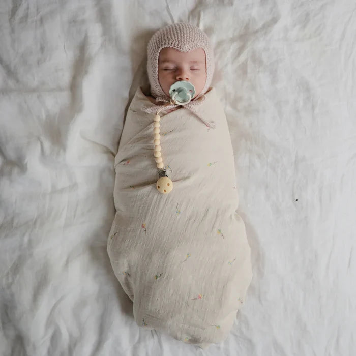 Mushie - Pacifier Clip - Hera - Pale Yellow - Lifestyle Cut 2