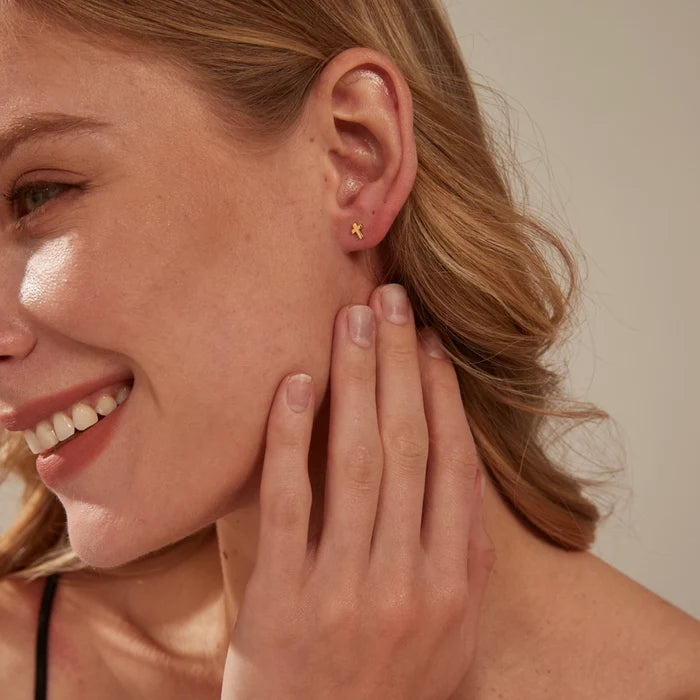 Perimade Tiny Gold Cross Earring