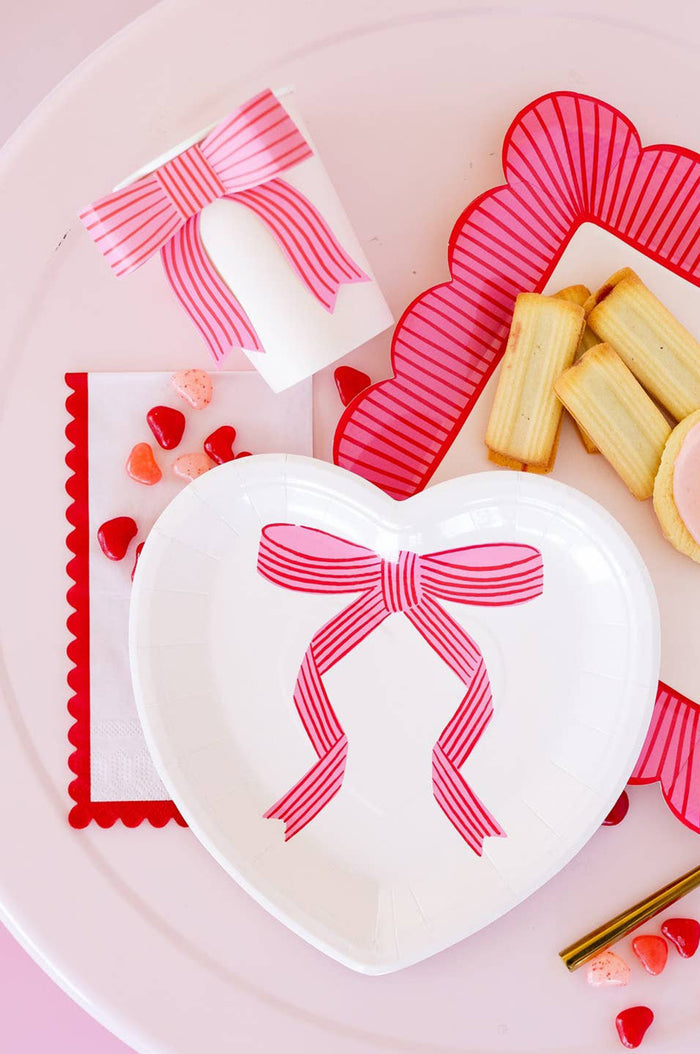 Ripple Edge Paper Dinner Napkins