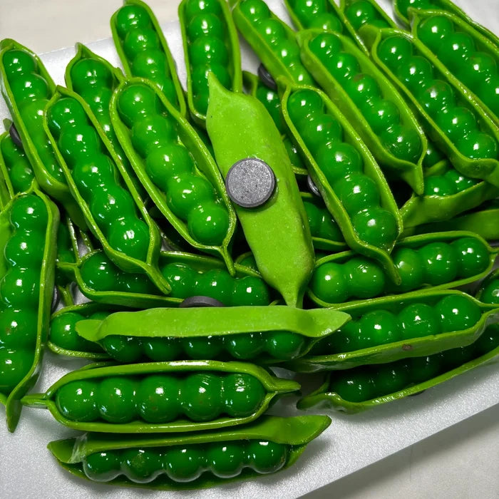 Single Peas Kitchen Magnet