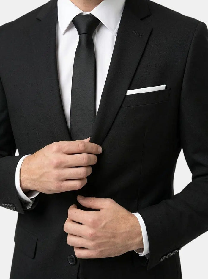 Tim Elegant men's suit set featuring a tailored blazer and matching tie, perfect for formal occasions and sophisticated style.