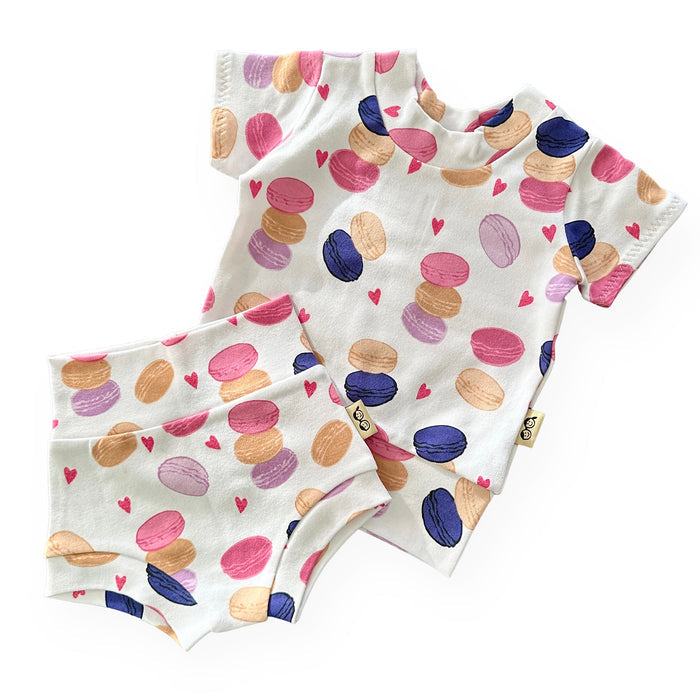 Valentine's Macarons Summer Lounge Set