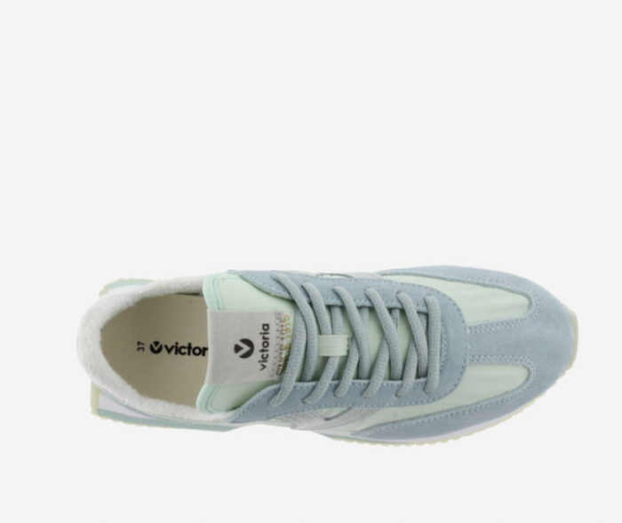 Victoria Cosmos Trainer ===SALE ====