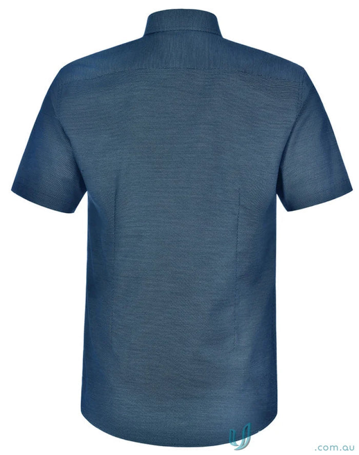 Blue dot jacquard men’s short sleeve shirt from Winning Spirit Ascot collection