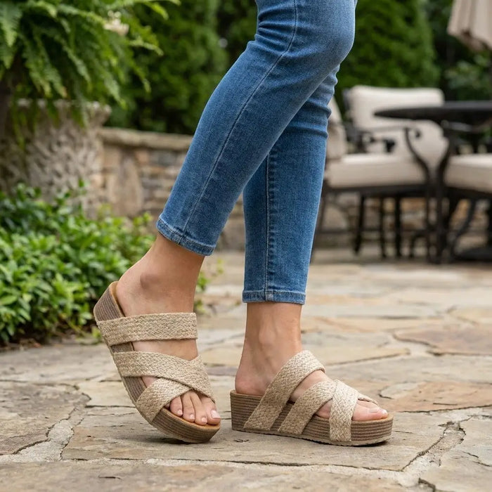 Women's cushioned orthopedic sandals with elegant design, lightweight support, ideal for comfortable summer footwear.