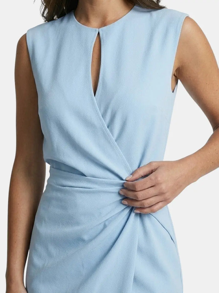 Elegant black cocktail dress for women by LondonLaneStore, featuring a flattering, versatile evening gown design.