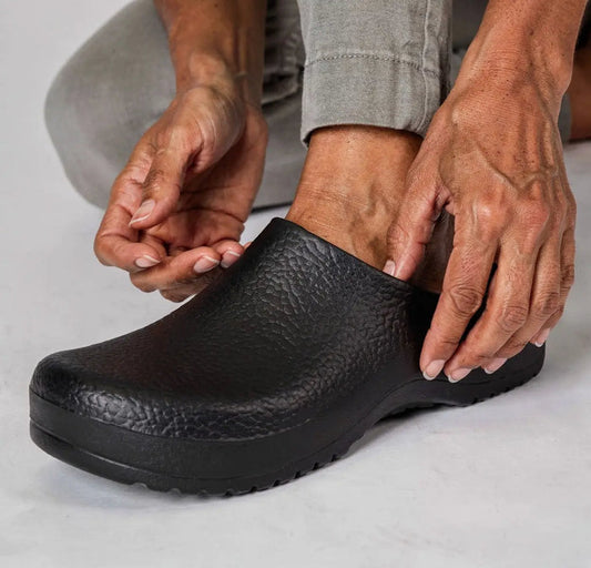Women’s lightweight foam clog mules from LondonLaneStore, featuring a comfortable design and non-slip sole for everyday wear.