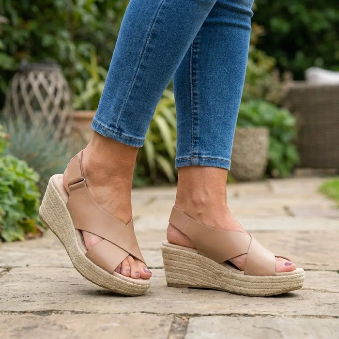 Women's lightweight orthopedic sandals with cushioned soles and elegant design, perfect for summer comfort and support.