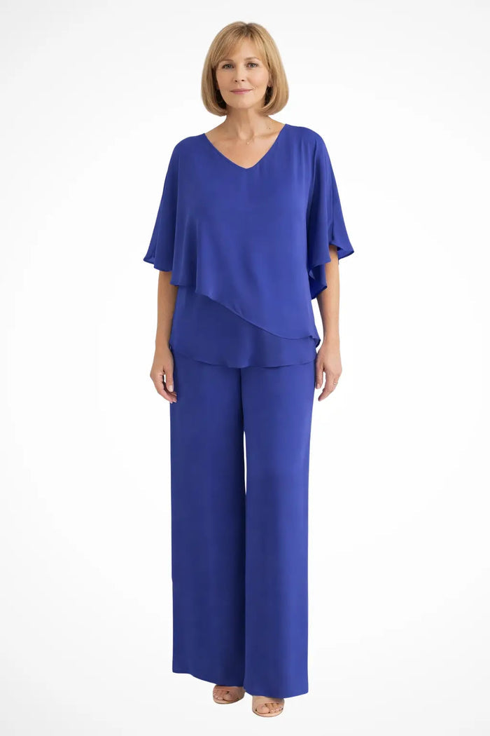 Women’s cobalt blue loungewear set featuring a relaxed batwing top and wide-leg trousers, perfect for comfortable casual wear.