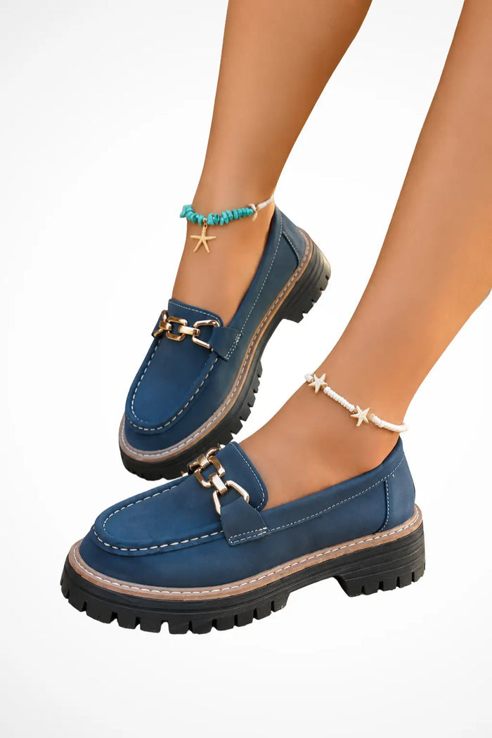 Women’s stylish platform loafers with gold chain detail, featuring slip-on design and orthopedic support from LondonLaneStore.